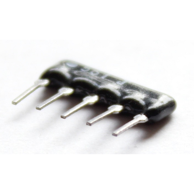 Resistor network     560R resistors 4