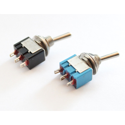 Miniature toggle switch 1 x on/(on)