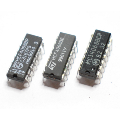 CD 4068  / MC 14068CP   Vier NAND-Gatter mit 8 Eing�ngen