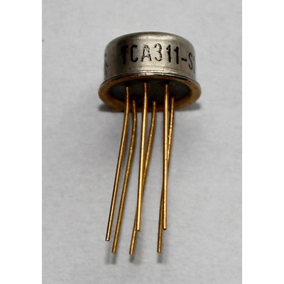       TCA311 Comparator (operational amplifier)  Darl-V ±15V 70mA 0..+70°