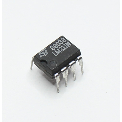 LM311N voltage comparator DIP8