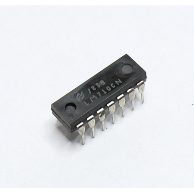 LM710CN Voltage Comparator DIP14