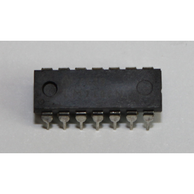 LM710CN Voltage Comparator
