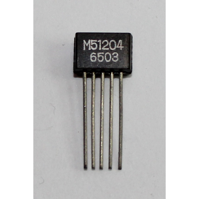 M51204   Voltage Comparator