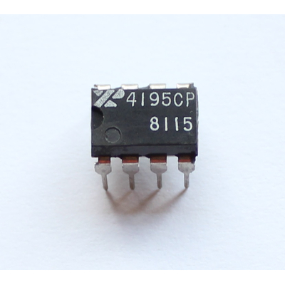 RC4195 Fixed 15V dual tracking voltage regulator