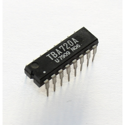 TBA720  horizontal oscillator circuit DIL16