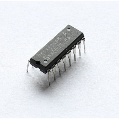74LS194 Positive Edge - Triggered 4 - Bit Bidirectional Universal Shift Register (Cascadable) with Clear - Signetics