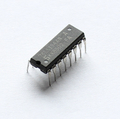 74LS194 Positive Edge - Triggered 4 - Bit Bidirectional...