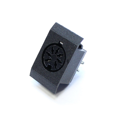 DIN socket 7 pin 270� snap in