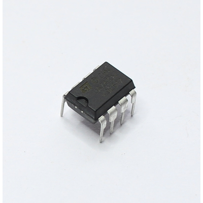 �A741CN operational amplifier 1MHz 5 � 15VDC DIP8