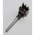 Potentiometer stereo   4,7K  lin 4mm