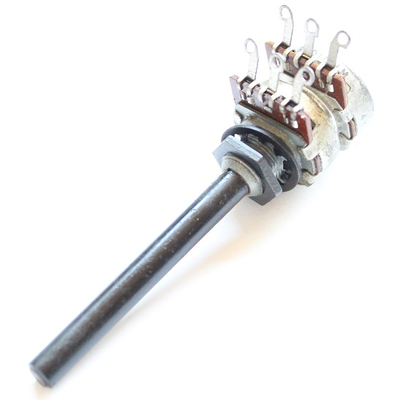 Potentiometer axial stereo     4,7K log 6mm plastic shaft  Radiohm