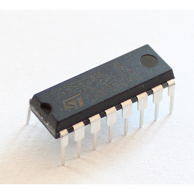 SG3525AN PWM controller 100mA  5V channels:2  DIP16