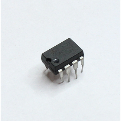 LNK364PN AC/DC-Offline-Schalter 85-265 VAC 4W DIP8B7