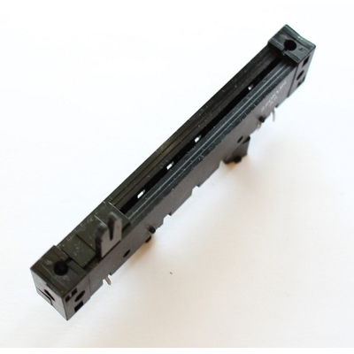 Schieberegler / Fader  220K lin mono