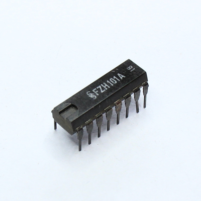 FZH101A Vierfaches NAND-Gatter DIP16
