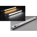 LED base light with motion detector warm white; Battery...