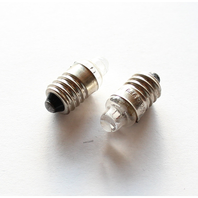 Small incandescent lamp 2.5V 300mA E10 with lens