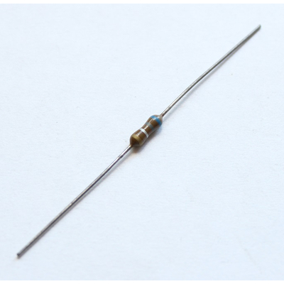 Kohleschichtwiderstand         0,68 Ohm