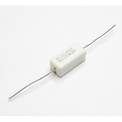 Hochlast Zementwiderstand       0,82 Ohm 5W  5%