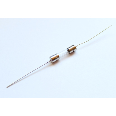 Fuse holder for soldering 5 x 20mm fuses