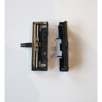 Slider / Fader 500K log mono with center detent