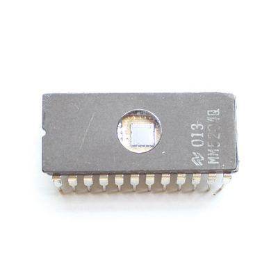MM5204Q EProm 512x8 DIP24