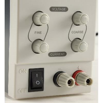 Labornetzger�t 0 - 30VDC / 0 -  3A mit beleuchtetem LC-Display