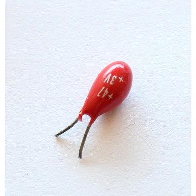 Tantal capacitor  47�f   3V  20%