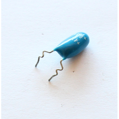 Tantal capacitor  47�f   6,3V  20%