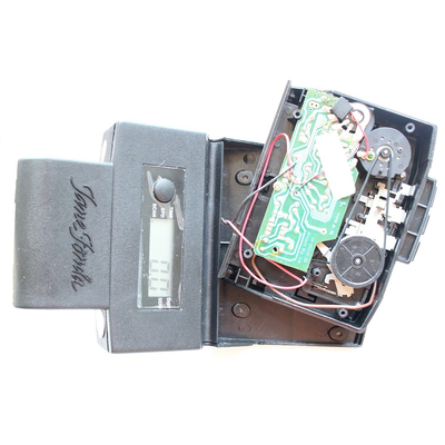 Cassette player for the bicycle handlebar for hobbyists