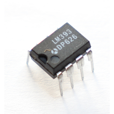 LM393 Komparator 1MHz 3�32V DIP8