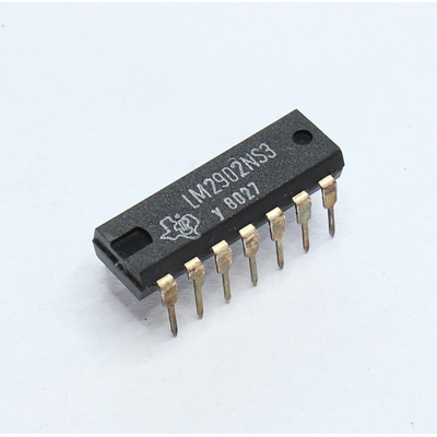 LM2902N Komparator 2...32V 4 Kanal