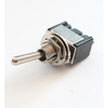 Miniature toggle switch on/on