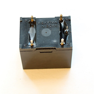 Relays 12VDC 10A 1 x  on/(on) - G5LE-1 12VDC