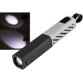 LED-Taschenlampe mit Akku 5W, 400lm, Zoom