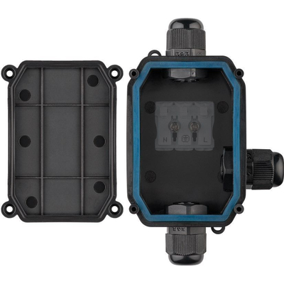 Kabelverbinderbox f�r bis zu 3 Leitungen IP66 230V