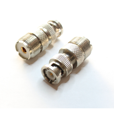 BNC plug / UHF coupling adapter