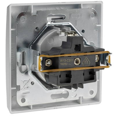 Safety socket 250VAC 16A incl. frame flush-mounted silver