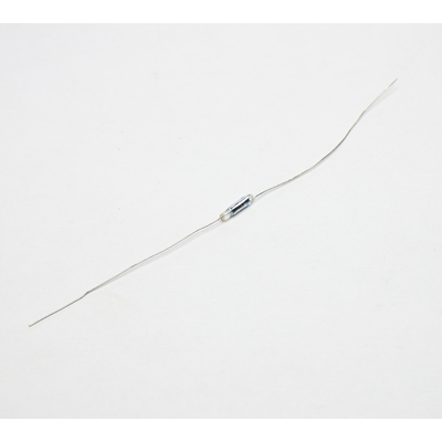 Kondensator      10pF   25V Styroflex
