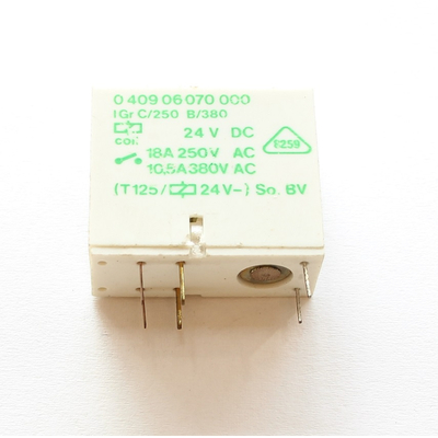 Relay 24VDC 2 x ein 18A/250VAC 040906070000