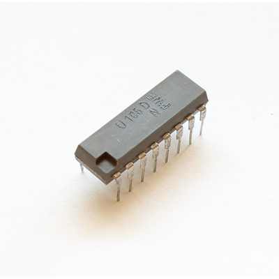 U106D 4 NOR gates with 2 inputs each