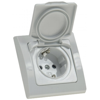 Schutzkontakt-Steckdose mit Klappdeckel UP wei� IP44