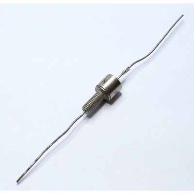 Zenerdiode   8,2V  8W im Metalgeh�use