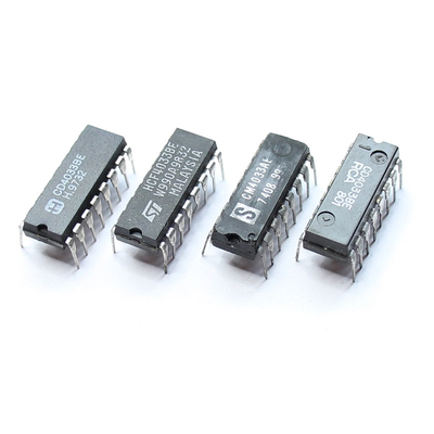 CD4033 / CM4033AE / HCF4033BE Dezimalz�hler mit 7-Segment-Decoder