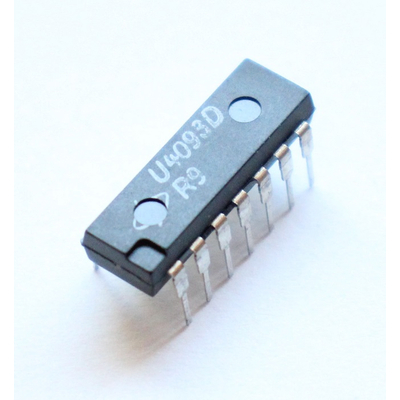 U4093 Four NAND Schmitt triggers