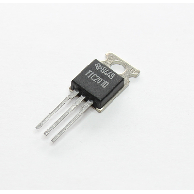 TIC201D Triac 400V 2,5A 5mA TO220