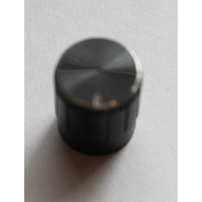 Drehknopf f�r geriffelte 6 mm Achsen 15 x17 mm schwarz
