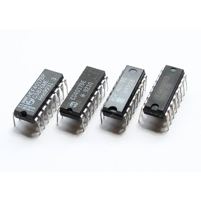 CD4017BE / HEF4017BP / HCF4017 Decimal counter with 10...