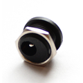 DC socket 5.5 / 2.1 mm central mounting